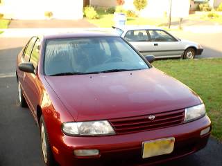 Nissan Altima GXE 1996 and Honda Civi DX 1988